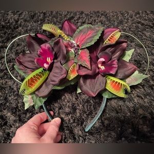 Venus Fly Trap Floral Wire Mickey Minnie Mouse Ears Headband Flower and Garden